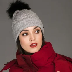 AA Woll-Bommelmütze