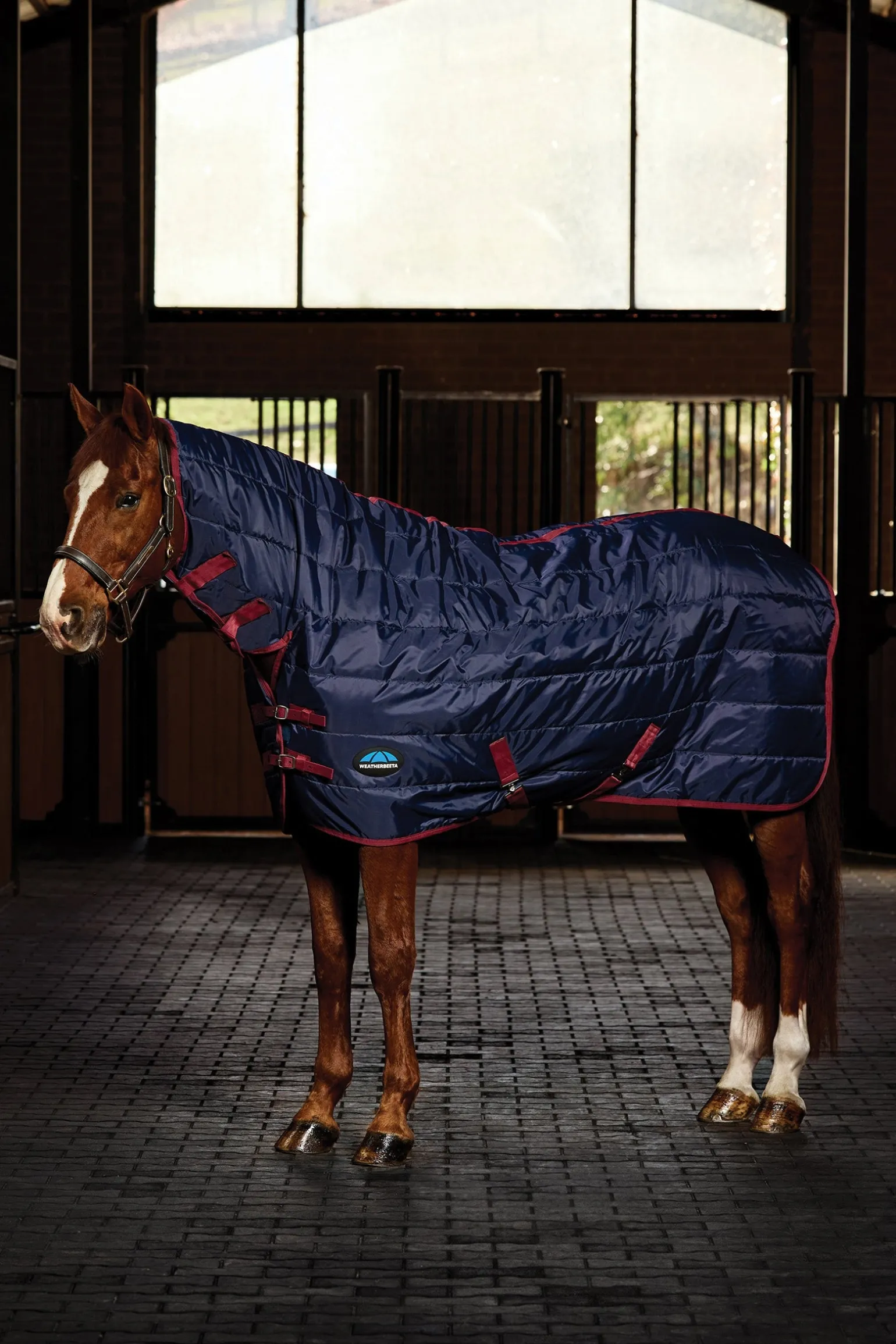 ComFiTec 210D Channel Quilt Stable Rug Combo Neck 220G