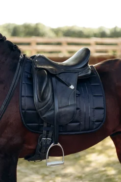 Drew Dressurschabracke