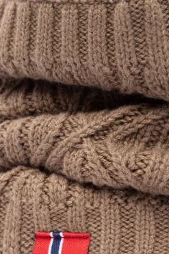 Faye gestrickter Schlauchschal