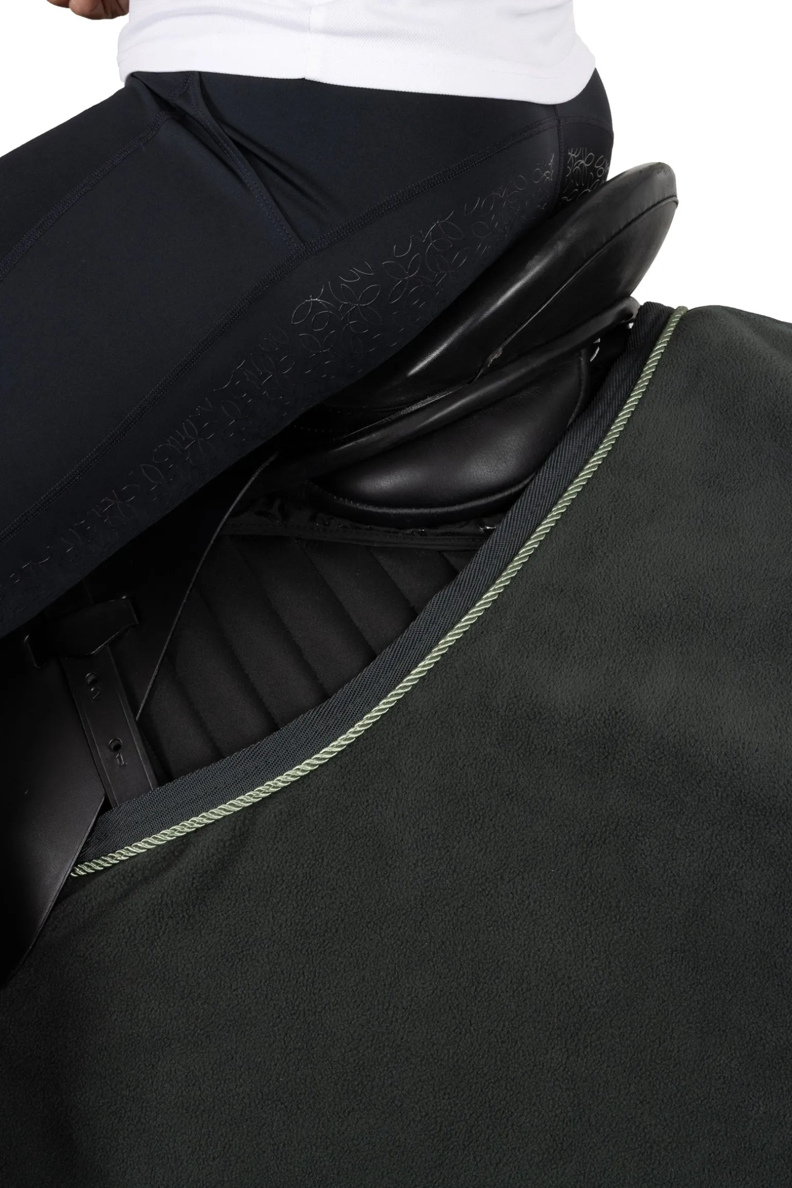 gemütliche Reitdecke für Pferd und Reiter