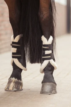 Heritage AW24 Mesh Gamaschen mit Kunstfell