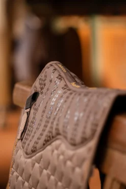 Kenya Dressurschabracke