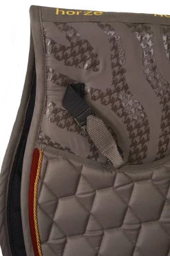 Kenya Vielseitigkeitsschabracke