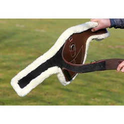 Lammfellunterlage für den Stollengurt