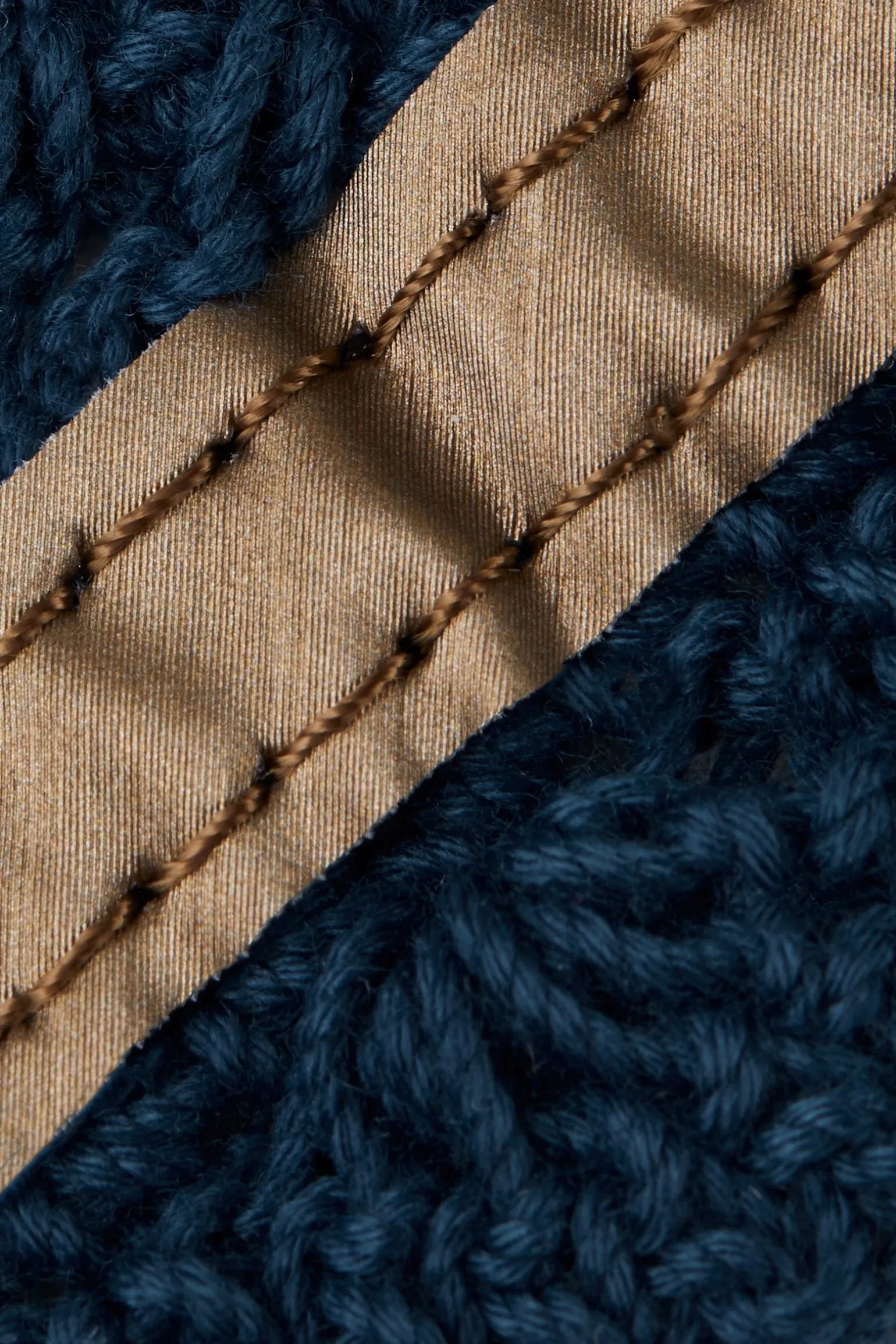 Munich Fliegenhaube mit Metall-Detail