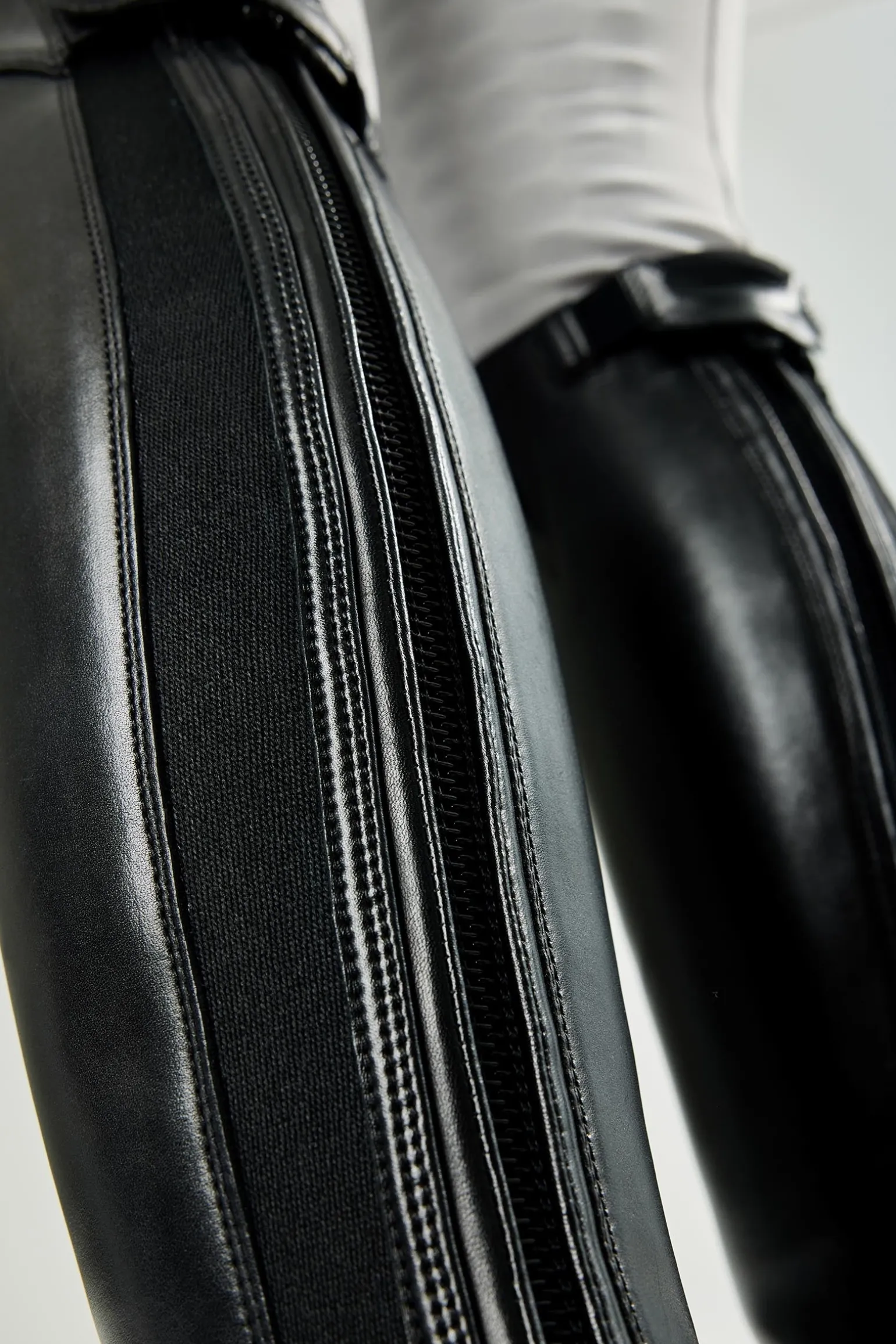 Reitstiefel mit Schnürung, reguläre Schafthöhe