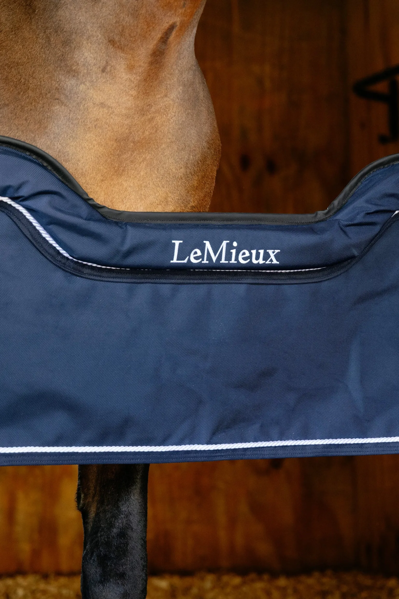 Show Boxenabsperrung